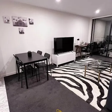 Black & White Delight - 2Bd 2Bth Apt - Braddon Canberra Exterior photo