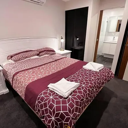 Black & White Delight - 2Bd 2Bth Apt - Braddon Canberra Exterior photo